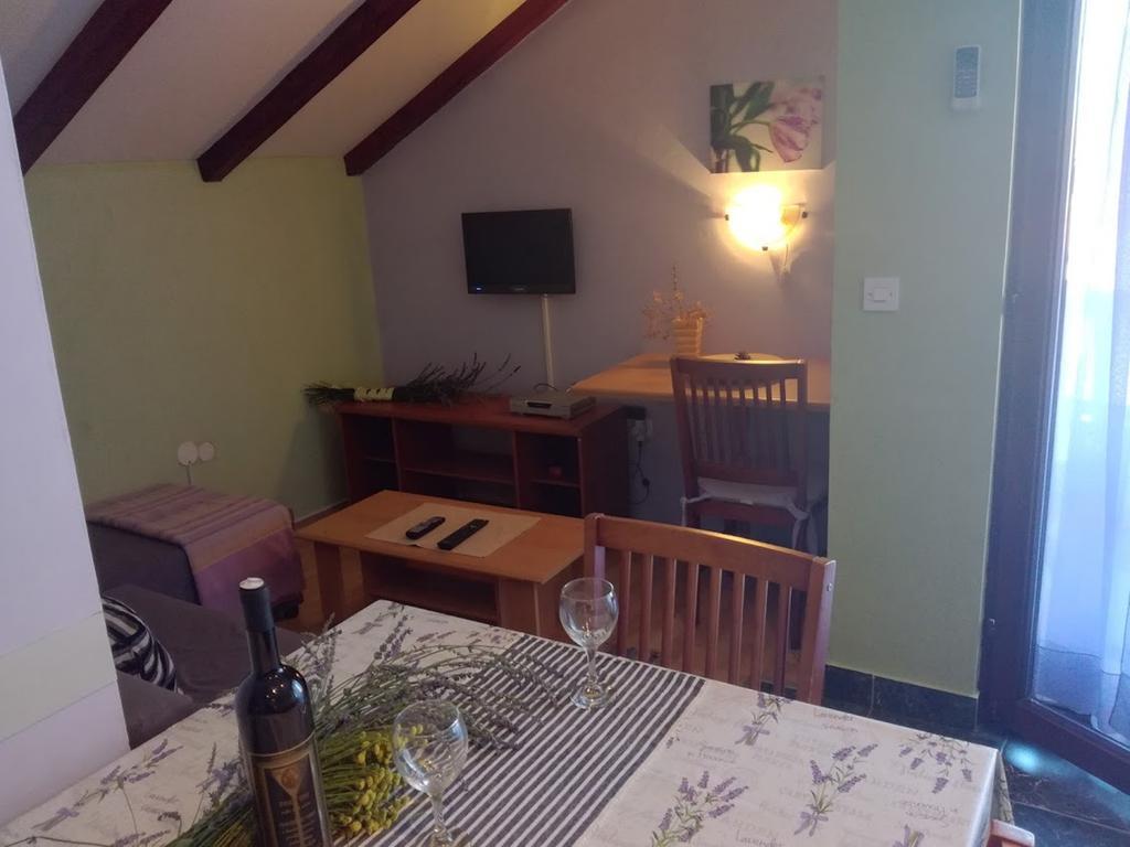 Apartments Tamara Sukošan Extérieur photo